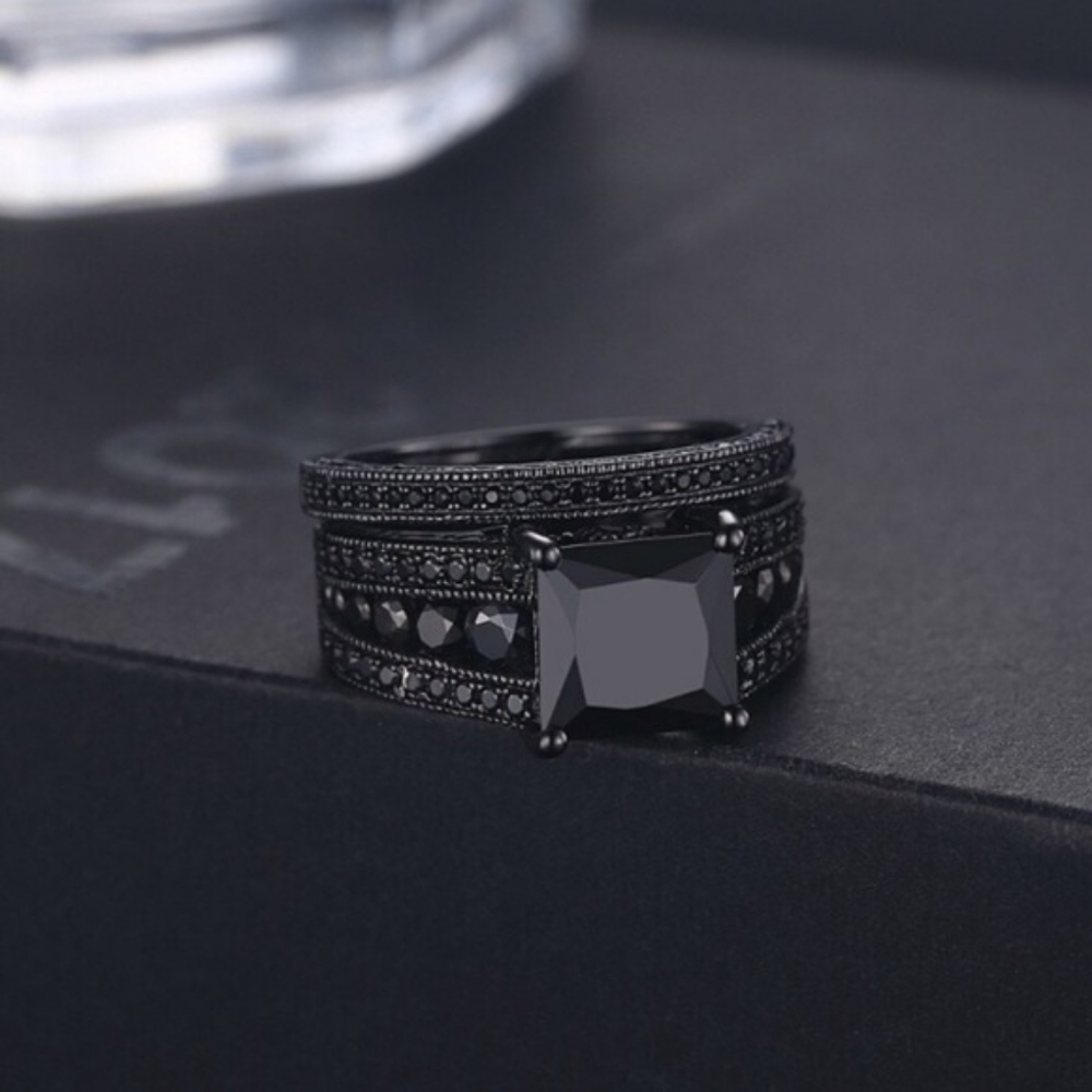 BRAND NEW 18K BLACK SAPPHIRE STERLING SILVER RING - Picture 3 of 6